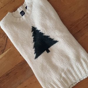 Gap festive Christmas sweater for women
